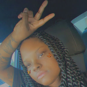 Meet your Posher, Mikalah